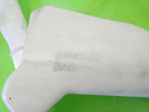 Zbiorniczek spryskiwaczy 6Q0955453 SEAT IBIZA III 6L 1.2 12V 02-05