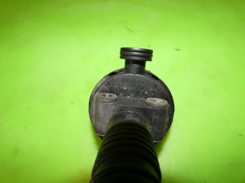 Odma separator oleju 03E103765B SEAT IBIZA III 6L 1.2 12V 02-05