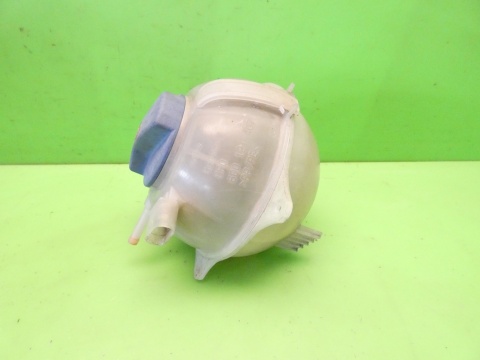 Zbiorniczek wyrównawczy 6Q0121407 SEAT IBIZA III 6L 1.2 12V 02-05