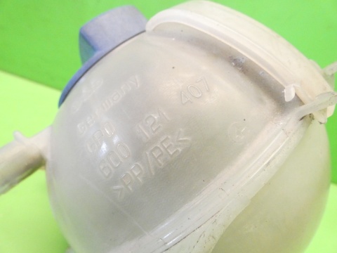 Zbiorniczek wyrównawczy 6Q0121407 SEAT IBIZA III 6L 1.2 12V 02-05