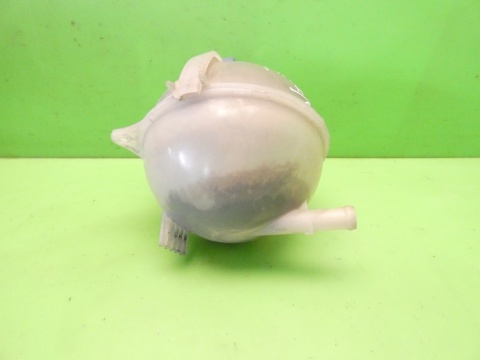 Zbiorniczek wyrównawczy 6Q0121407 SEAT IBIZA III 6L 1.2 12V 02-05
