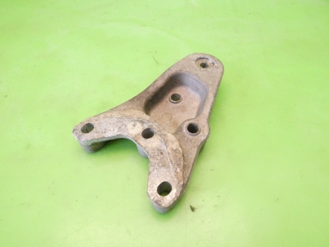 Łapa wspornik silnika 6Q0199185M SEAT IBIZA III 6L 1.2 12V 02-05