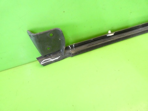 Listwa zgarniająca prawa przód 6L3837478 SEAT IBIZA III 6L 3D 02-05