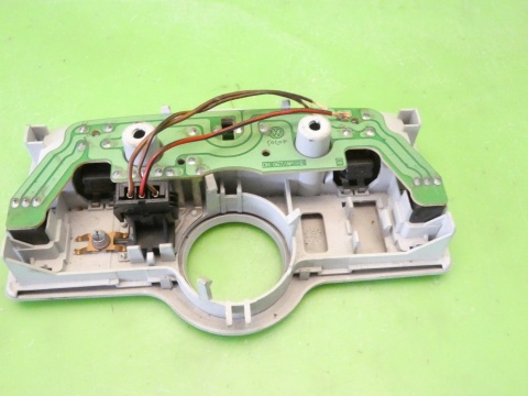 Lampka oświetlenie kabiny 1J0947105 SEAT IBIZA III 6L 02-05