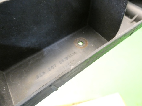 Ślizg zderzaka lewy tył 6L6807863F SEAT IBIZA III 6L 3D 02-05