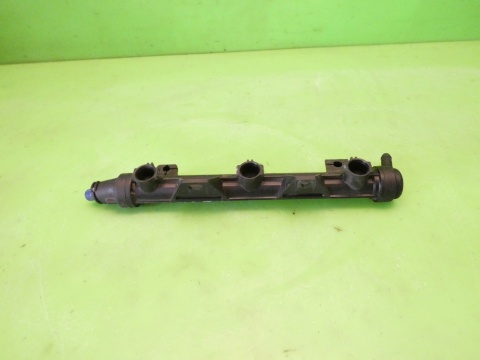 Listwa wtryskowa 03E133320 03E133319 SEAT IBIZA III 6L 1.2 12V