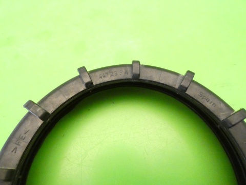 Nakrętka zbiornika paliwa 321201375A SEAT IBIZA III 6L 1.2 12V