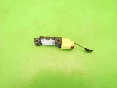 Czujnik uderzeniowy lewy tył 4B0959643D AUDI A3 8P FL 1.4 TFSI 08-13