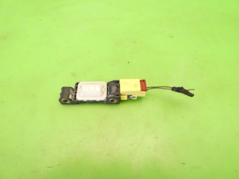 Czujnik uderzeniowy lewy tył 4B0959643D AUDI A3 8P FL 1.4 TFSI 08-13