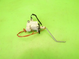 Siłownik zamka centralnego klapki wlewu paliwa AUDI A3 8P FL 5D 08-13