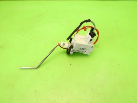 Siłownik zamka centralnego klapki wlewu paliwa AUDI A3 8P FL 5D 08-13