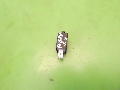 Przekaźnik 404 7M0951253C AUDI A3 8P FL 1.4 TFSI 08-13