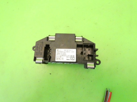 Opornik rezystor wentylatora dmuchawy 3C0907521F AUDI A3 8P FL 1.4 TFSI 08-
