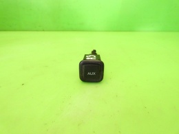 Gniazdo złącze port aux 8J0035475 AUDI A3 8P FL 08-13