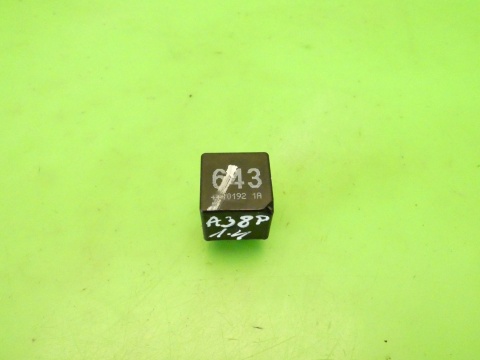 Przekaźnik 643 8K0951253 AUDI A3 8P FL 1.4 TFSI 08-13