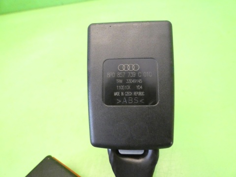 Zatrzask zapięcie pasa lewy tył środek 8P0857739C AUDI A3 8P FL 5D 08-13