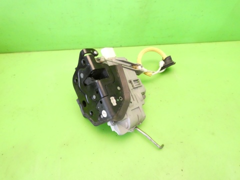 Centralny zamek prawy przód 4F1837016 7pin AUDI A3 8P FL 5D 08-13