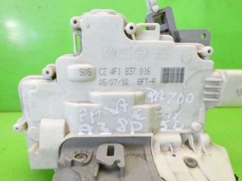 Centralny zamek prawy przód 4F1837016 7pin AUDI A3 8P FL 5D 08-13