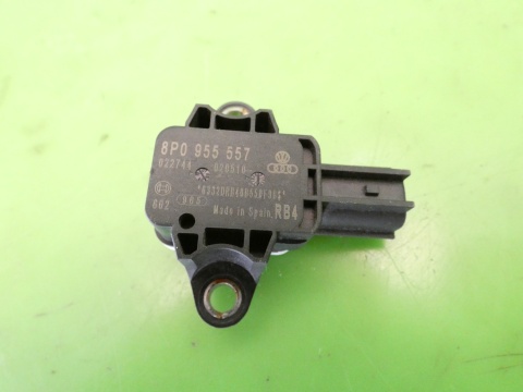 Czujnik uderzeniowy lewy 8P0955557 AUDI A3 8P FL 1.4 TFSI 08-13