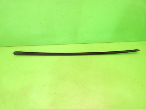 Listwa szyby czołowej lewa 8P0854327B AUDI A3 8P FL 5D 08-13