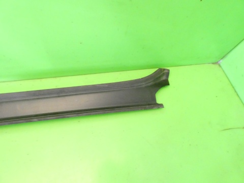 Listwa osłona klapy tył rynienka 8P4827229 AUDI A3 8P FL 5D 08-13