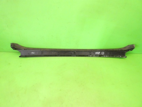 Listwa osłona klapy tył rynienka 8P4827229 AUDI A3 8P FL 5D 08-13