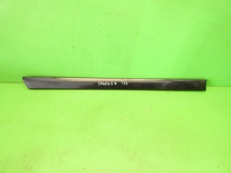 Listwa drzwiowa prawa tył 8P4853964A LZ7L AUDI A3 8P FL 5D 08-13