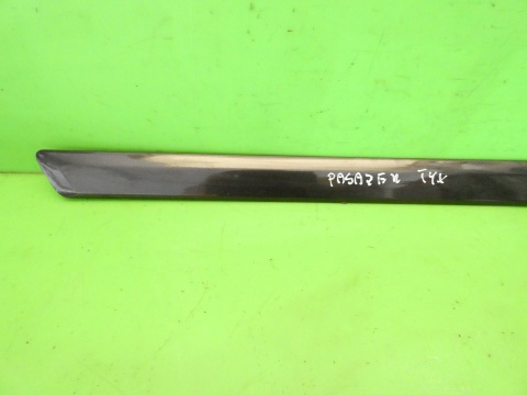 Listwa drzwiowa prawa tył 8P4853964A LZ7L AUDI A3 8P FL 5D 08-13