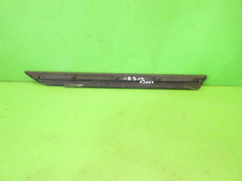 Listwa drzwiowa lewa tył dół 8P4853969E LZ7L AUDI A3 8P FL 5D 08-13