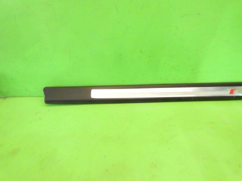 Listwa nakładka na próg lewa przód sline AUDI A3 8P FL 5D 08-13