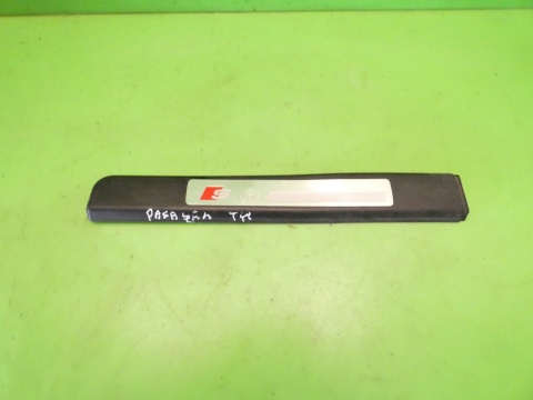 Listwa nakładka na próg prawa tył sline AUDI A3 8P FL 5D 08-13