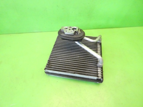 Parownik klimatyzacji zawór rozprężny F666902Z-H AUDI A3 8P FL 1.4 TFSI