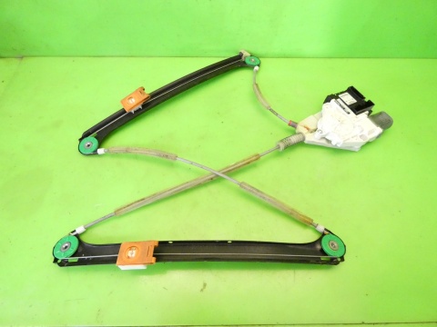 Mechanizm podnośnik szyby prawy przód AUDI A3 8P FL 5D SPORTBACK 08-13