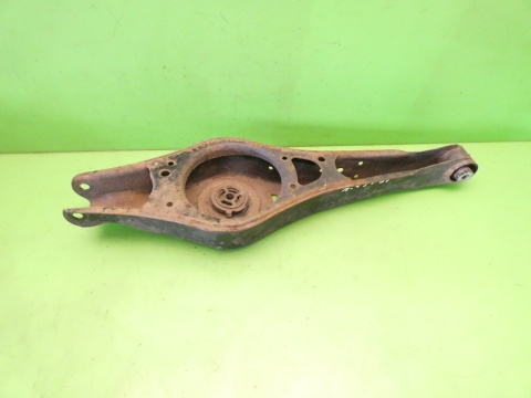 Wahacz poprzeczny prawy tył dół AUDI A3 8P FL 1.4 TFSI 5D 08-13