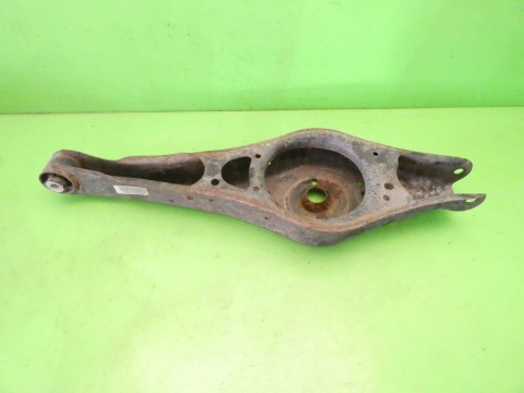 Wahacz poprzeczny lewy tył dół AUDI A3 8P FL 1.4 TFSI 5D 08-13