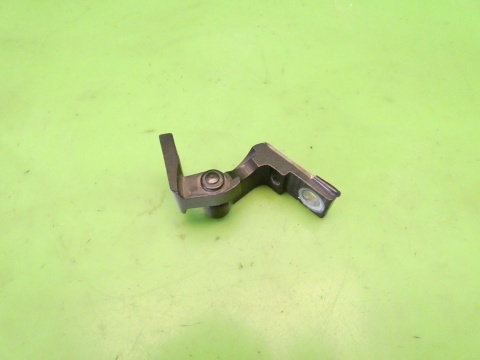 Zawias drzwi prawy przód góra LZ7L AUDI A3 8P FL 5D 08-13