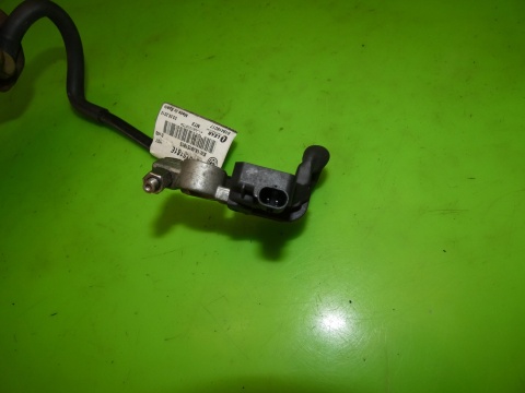 Klema minus - minusowa 1K0915181E AUDI A3 8P FL 1.4 TFSI 08-13