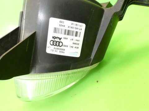 Halogen przeciwmgłowy lewy 8E0941699C AUDI A3 8P FL 5D 08-13