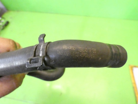 Węże rurki przewody króciec trójnik wody 1K0122109CD AUDI A3 8P FL 1.4 TFSI