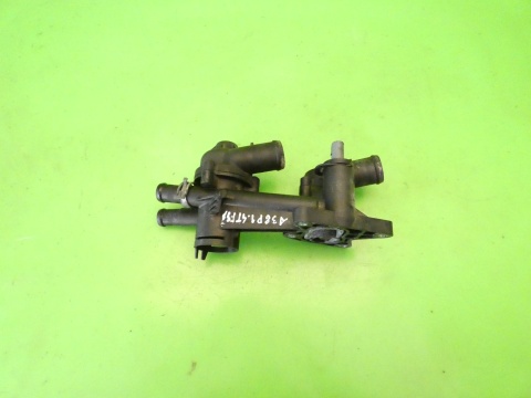 Króciec obudowa termostatu 03C121121D 03C121118D AUDI A3 8P FL 1.4 TFSI 08-