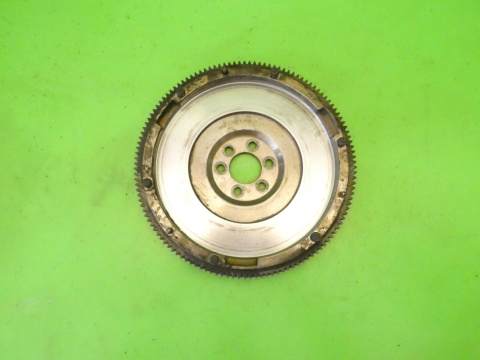 Koło zamachowe sztywne 03C105273P AUDI A3 8P FL 1.4 TFSI 08-13