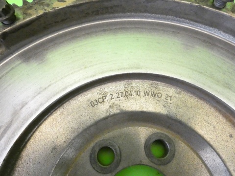 Koło zamachowe sztywne 03C105273P AUDI A3 8P FL 1.4 TFSI 08-13