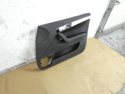 Boczek tapicerka drzwi prawa przód AUDI A3 8P FL 5D SPORTBACK SLINE 08-13