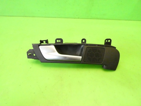 Klamka wewnętrzna podświetlana lewa tył AUDI A3 8P FL 5D SPORTBACK 08-13