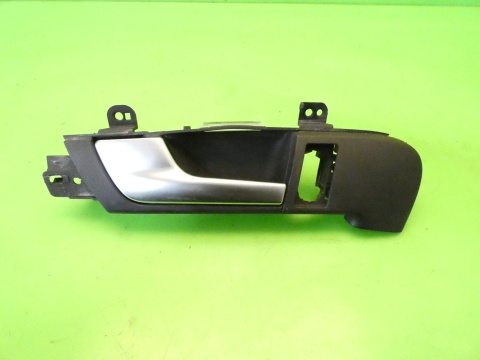 Klamka wewnętrzna podświetlana lewa przód AUDI A3 8P FL 5D SPORTBACK 08-13