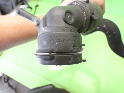 Rura przewód wąż chłodnicy wody 1K0121049CH AUDI A3 8P FL 1.4 TFSI