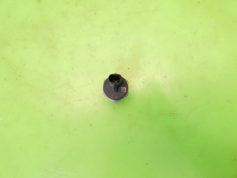 Czujnik ciśnienia paliwa 03C127026D AUDI A3 8P FL 1.4 TFSI 08-13