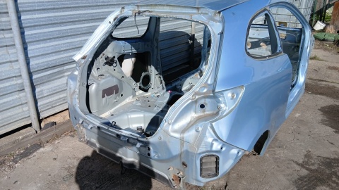 Błotnik prawy tył ćwiartka poszycie 33Y MAZDA 2 II DE 3D HB 07-10