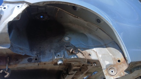 Błotnik prawy tył ćwiartka poszycie 33Y MAZDA 2 II DE 3D HB 07-10