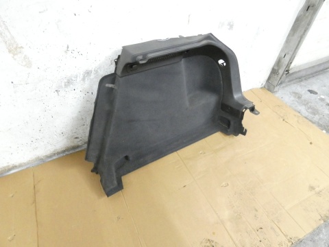 Boczek tapicerka bagażnika prawa tył AUDI A3 8P FL 5D SPORTBACK SLINE 08-13